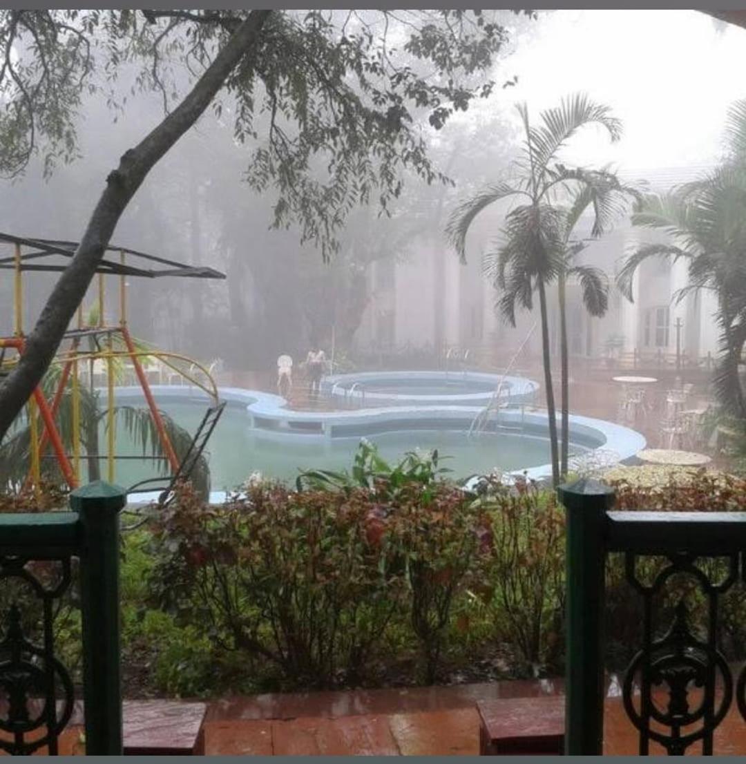 Anand Ritz Resort Matheran Exterior photo